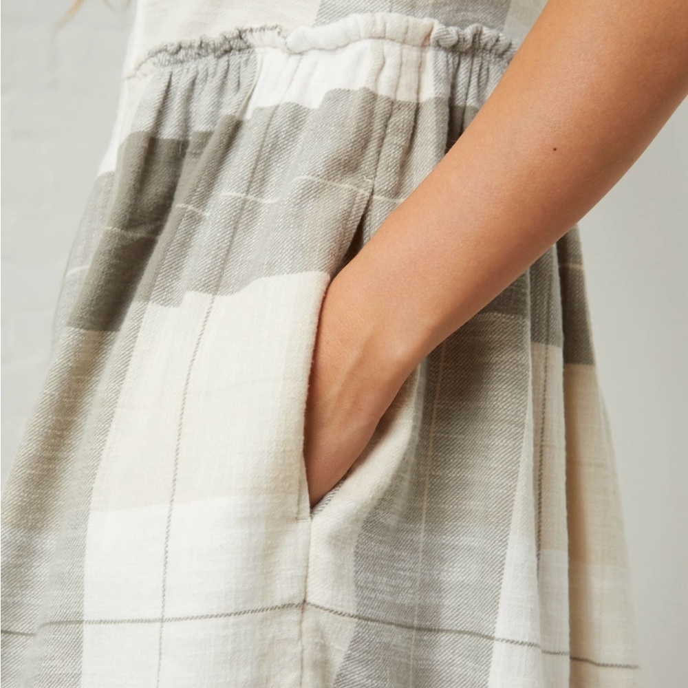 UpWest Plaid Flannel Babydoll Mini Dress Flutter Sleeve Beige Gray NWT Size M - Picture 5 of 15